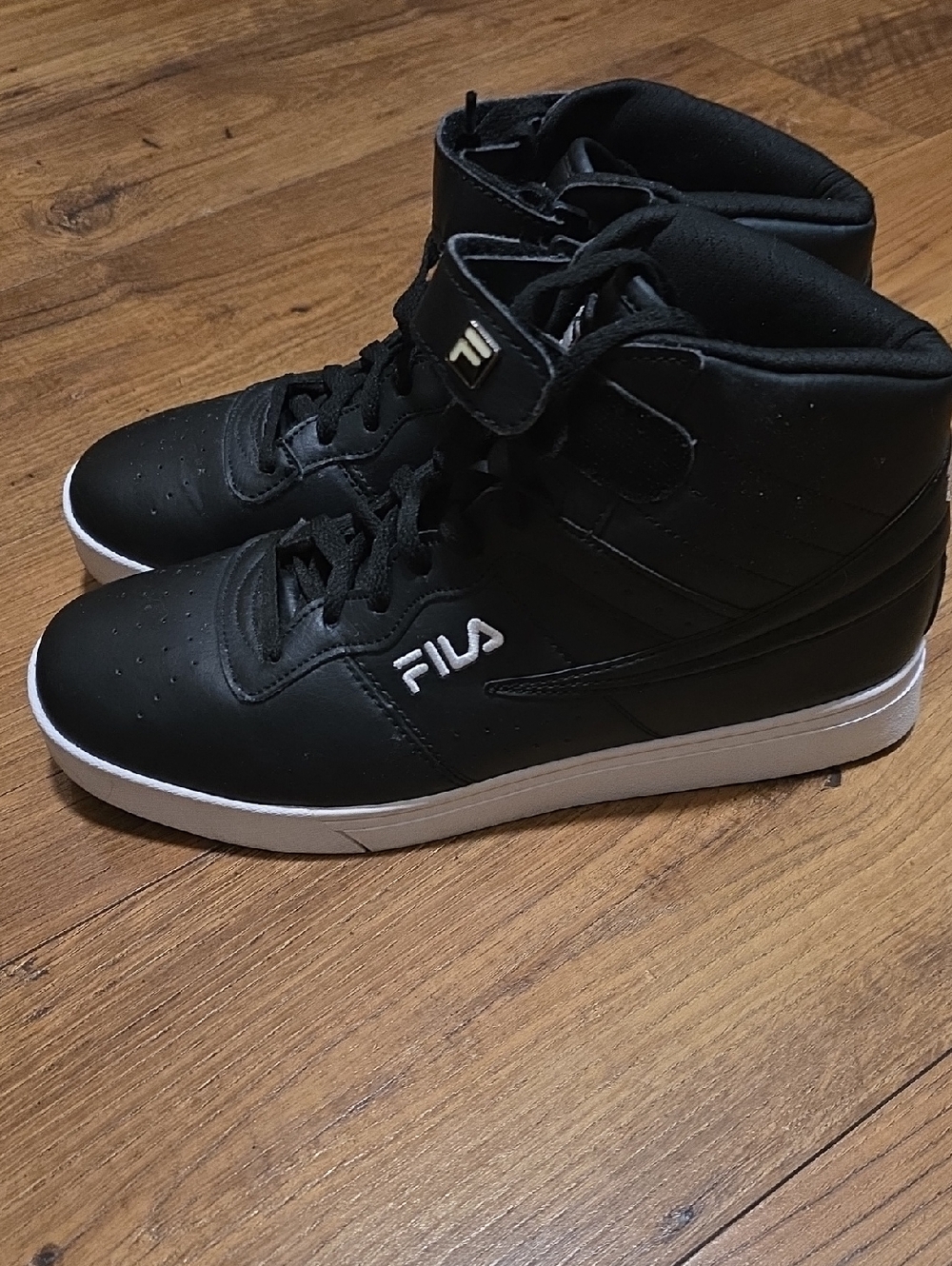 Fila Black Athletic High-Top Sneakers with White Tag Detail